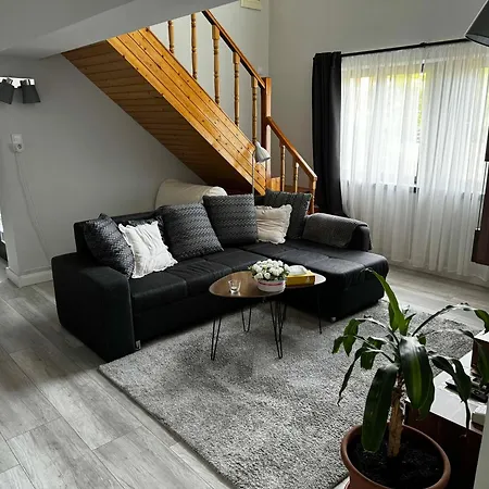 Istvan Vendeghaz - Zsoryfuerdo Apartment Szihalom